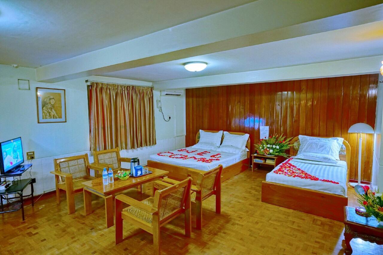 Taim Phyu Hotel Mandalay Exterior foto