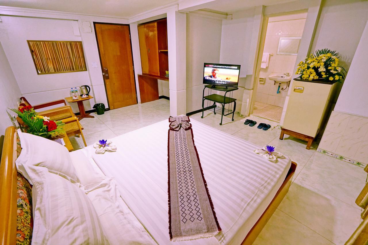 Taim Phyu Hotel Mandalay Exterior foto
